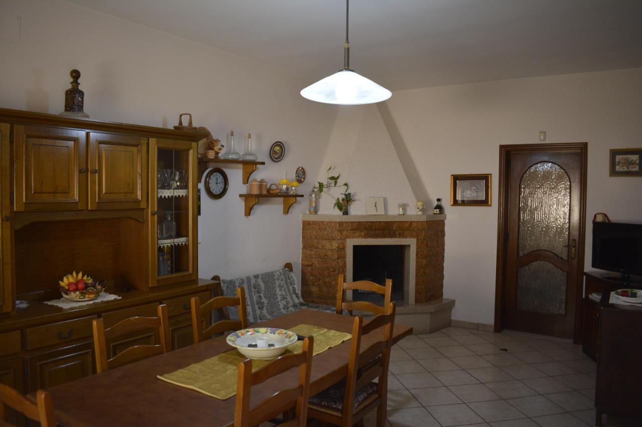 לצ'ה Casa Vacanza Pietro E Nina מראה חיצוני תמונה