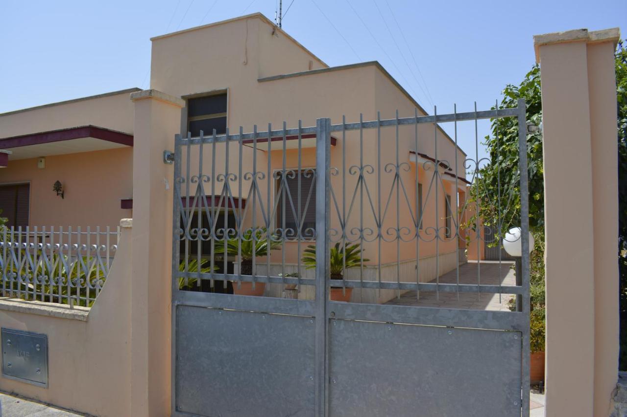 לצ'ה Casa Vacanza Pietro E Nina מראה חיצוני תמונה