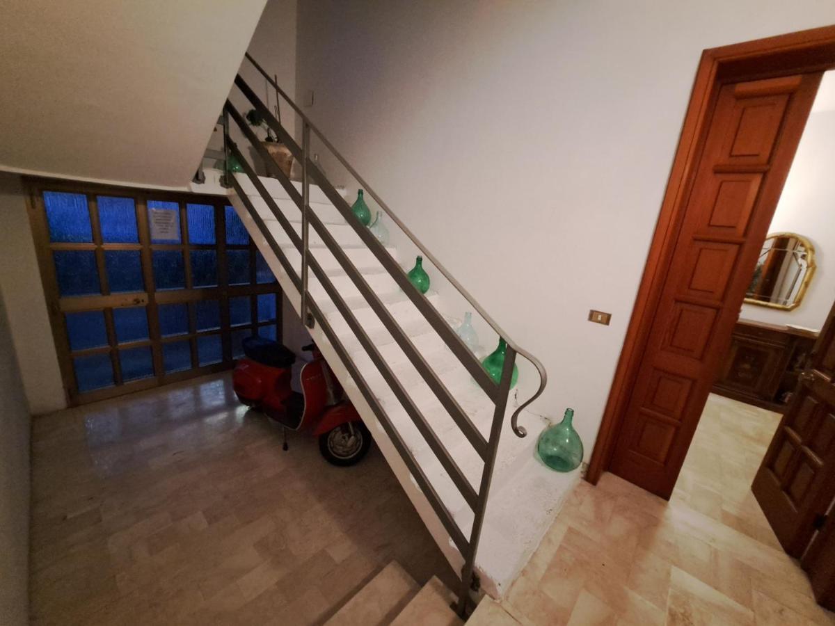 לצ'ה Casa Vacanza Pietro E Nina מראה חיצוני תמונה